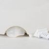 Ultrasonic Humidifier with Fragrance Diffuser (Pearl White)